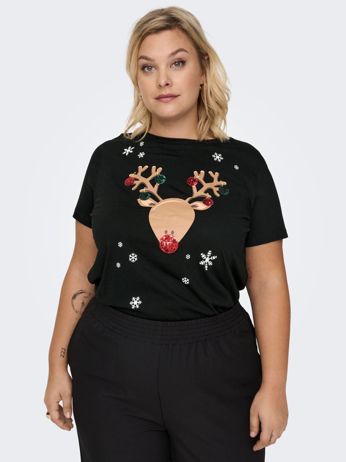 Curvy christmas detailed t-shirt