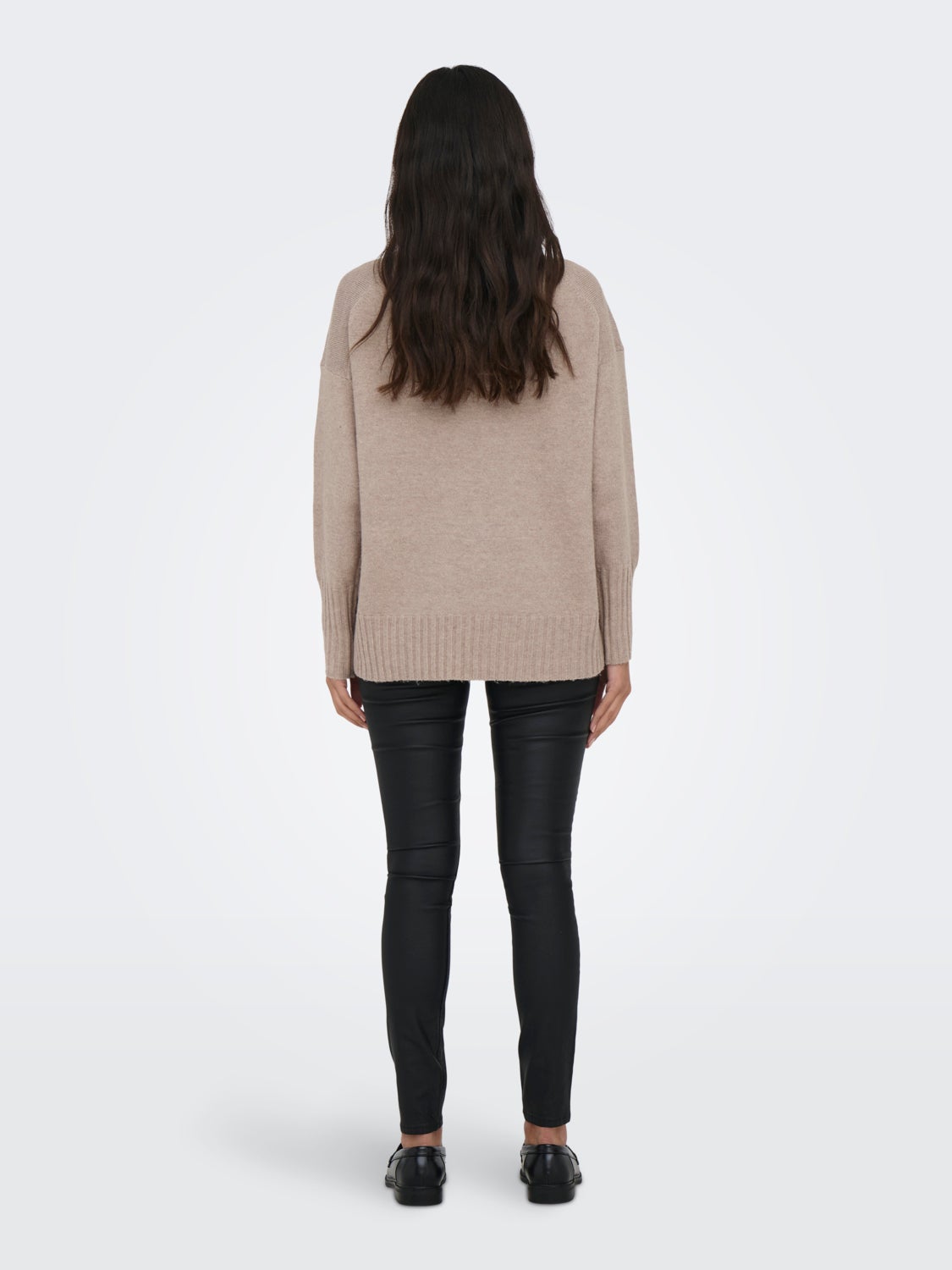 Knit sweat with high neck