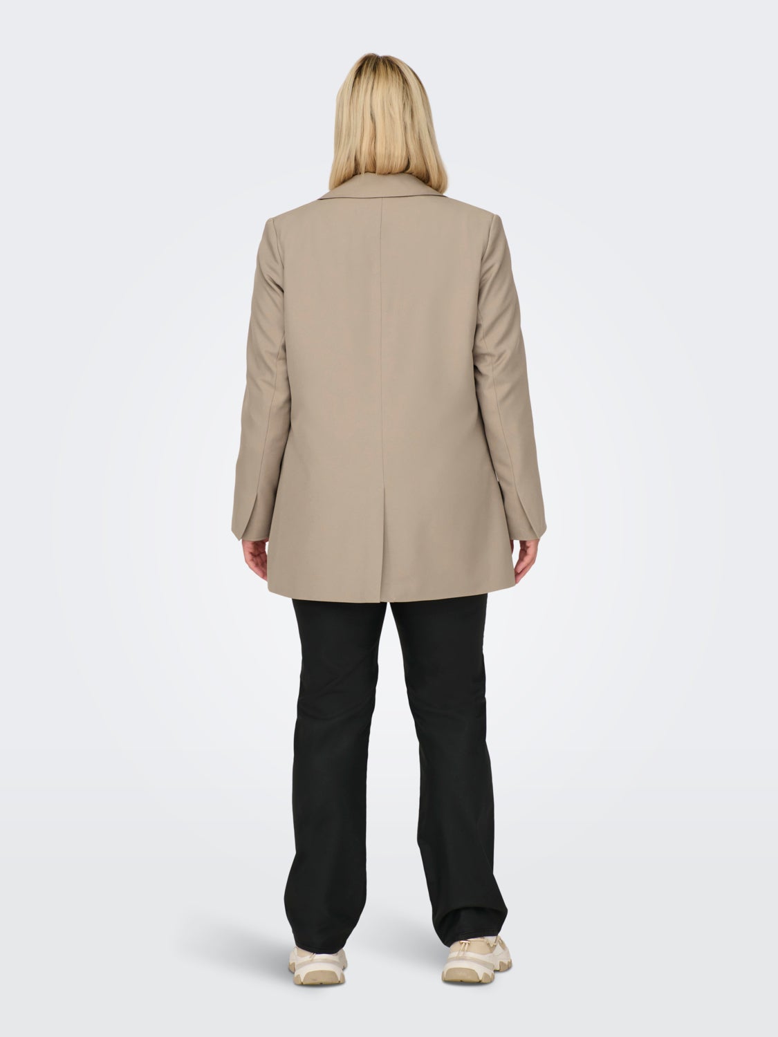 Curvy classic blazer