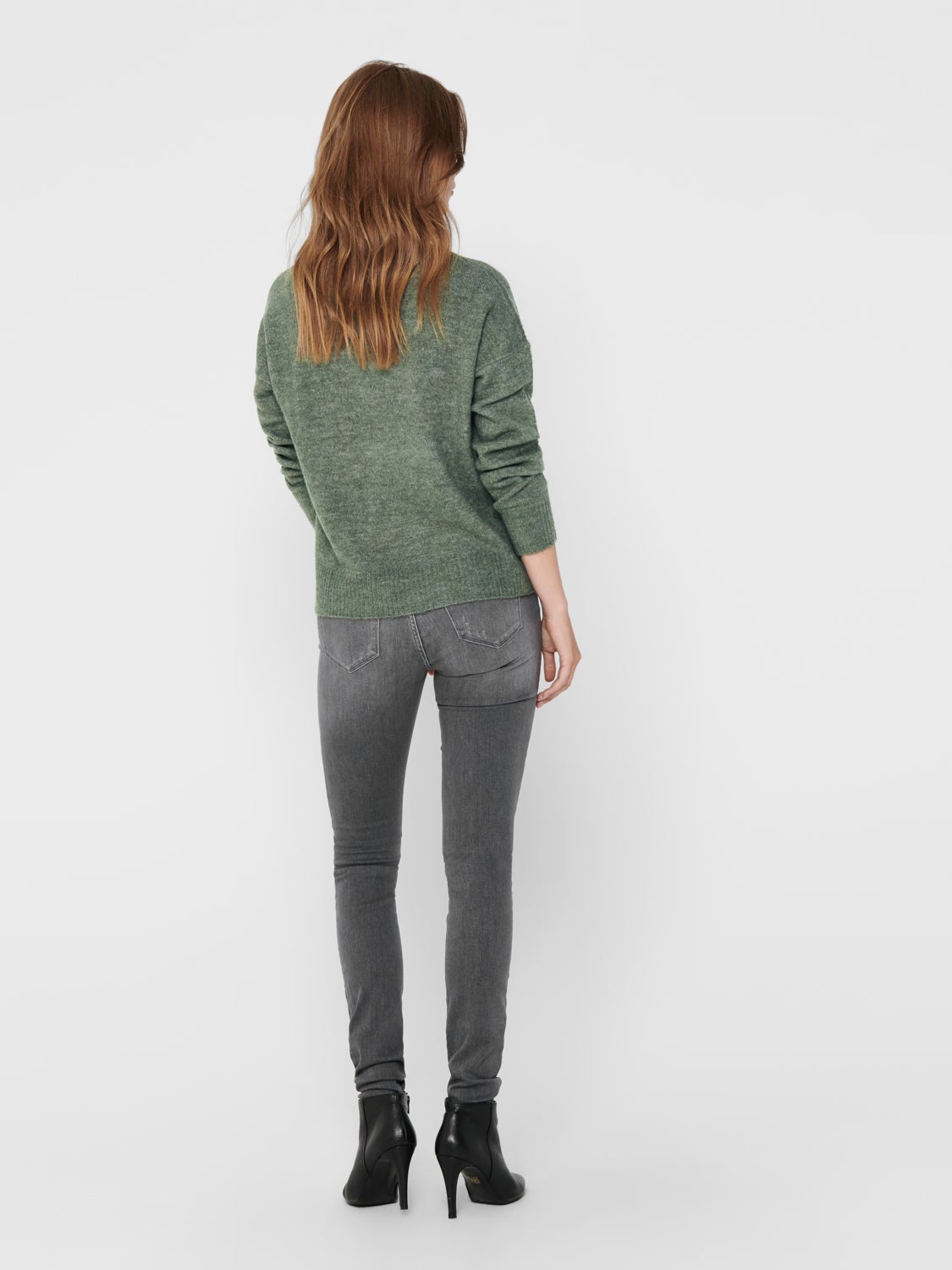 V-neck Knitted Pullover
