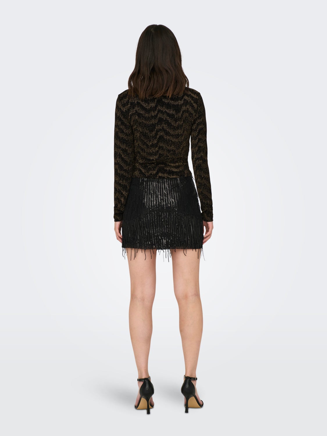 O-neck top with long sleeves