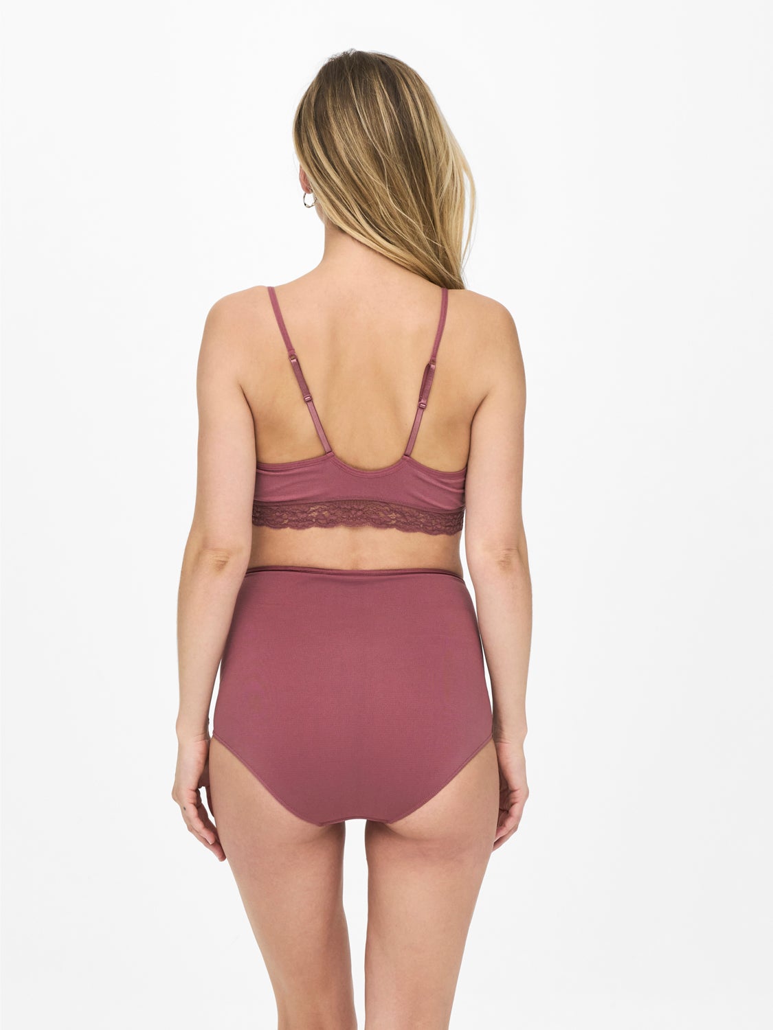 Overbump lace Briefs