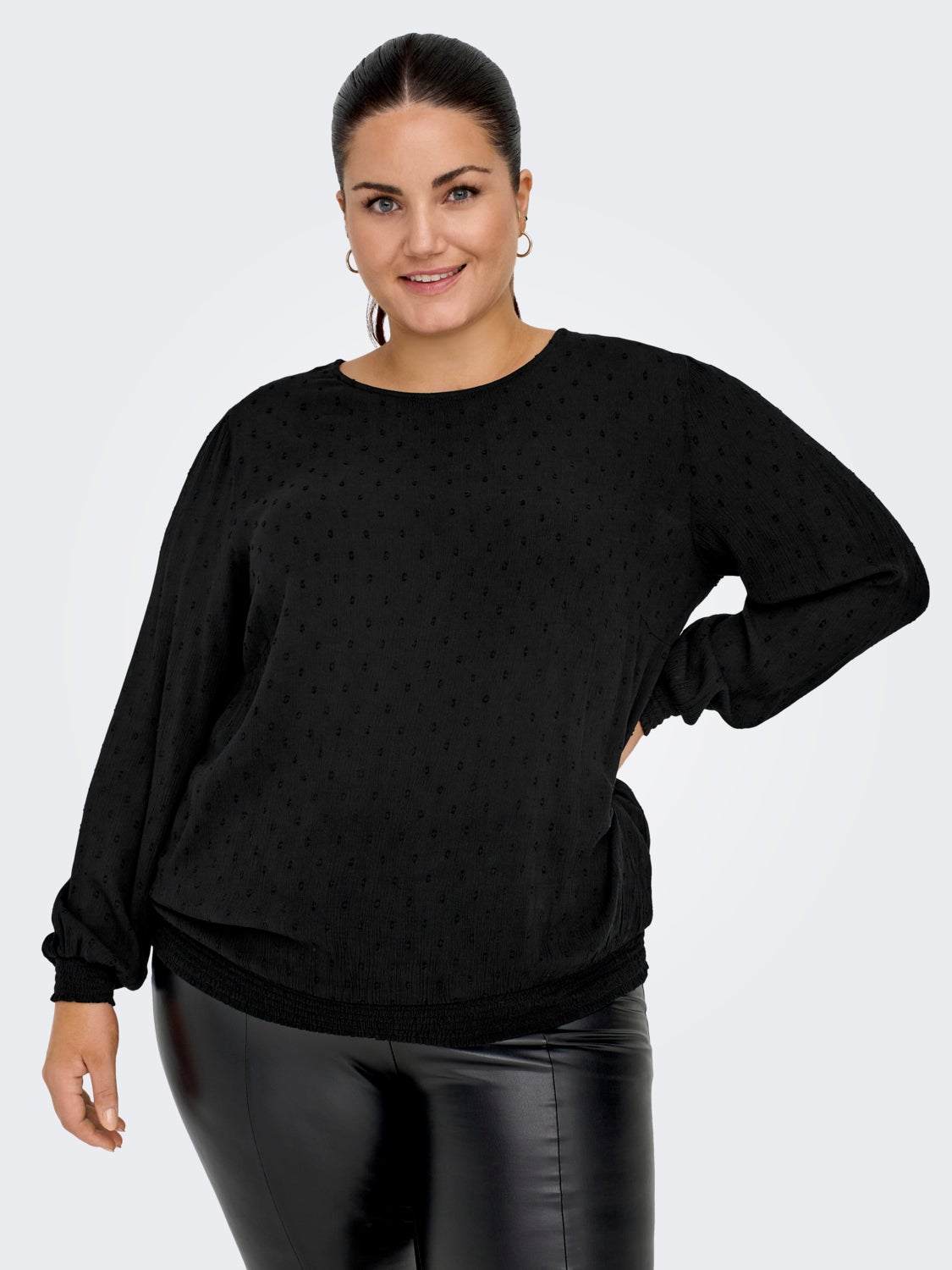 Curvy o-neck top