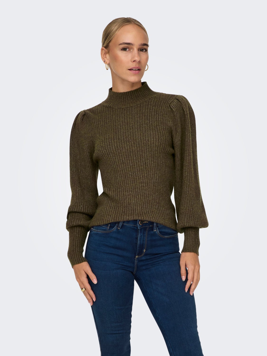 High neck Knitted Pullover