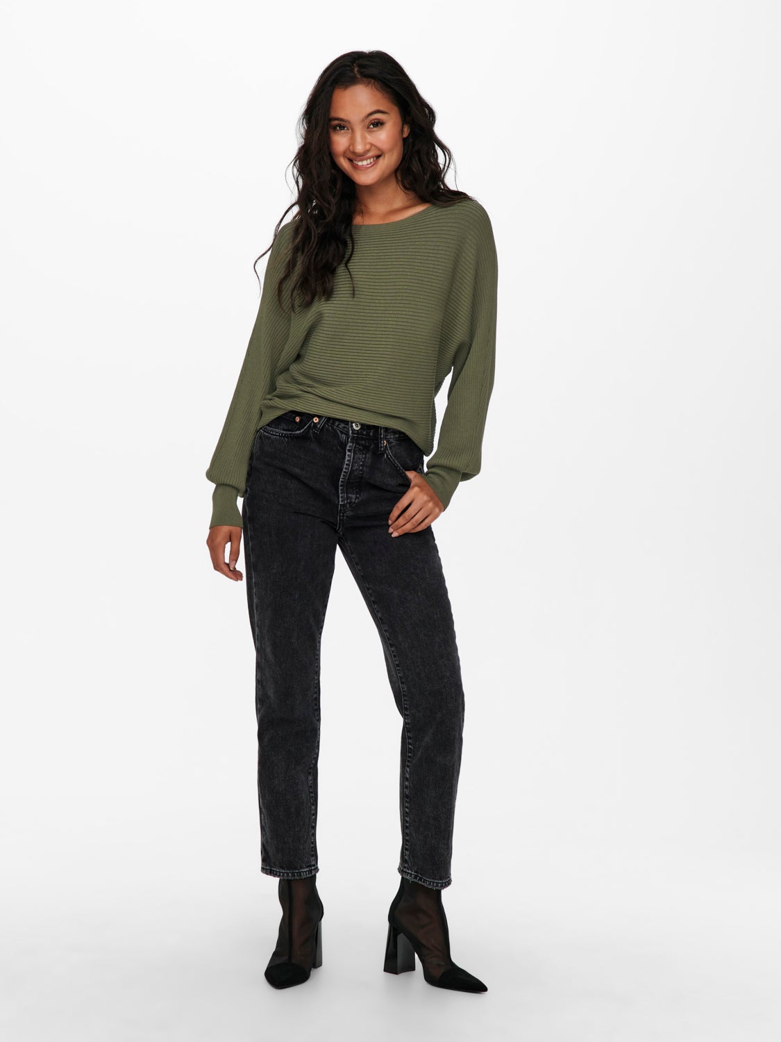 Short Knitted Pullover