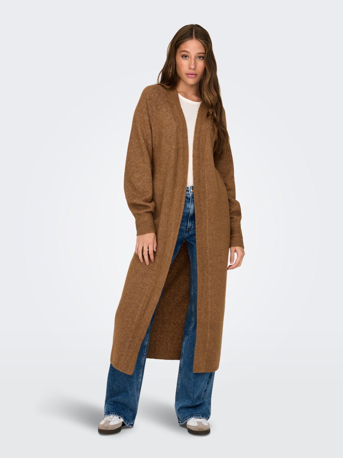 Long cardigan with balloon sleeves