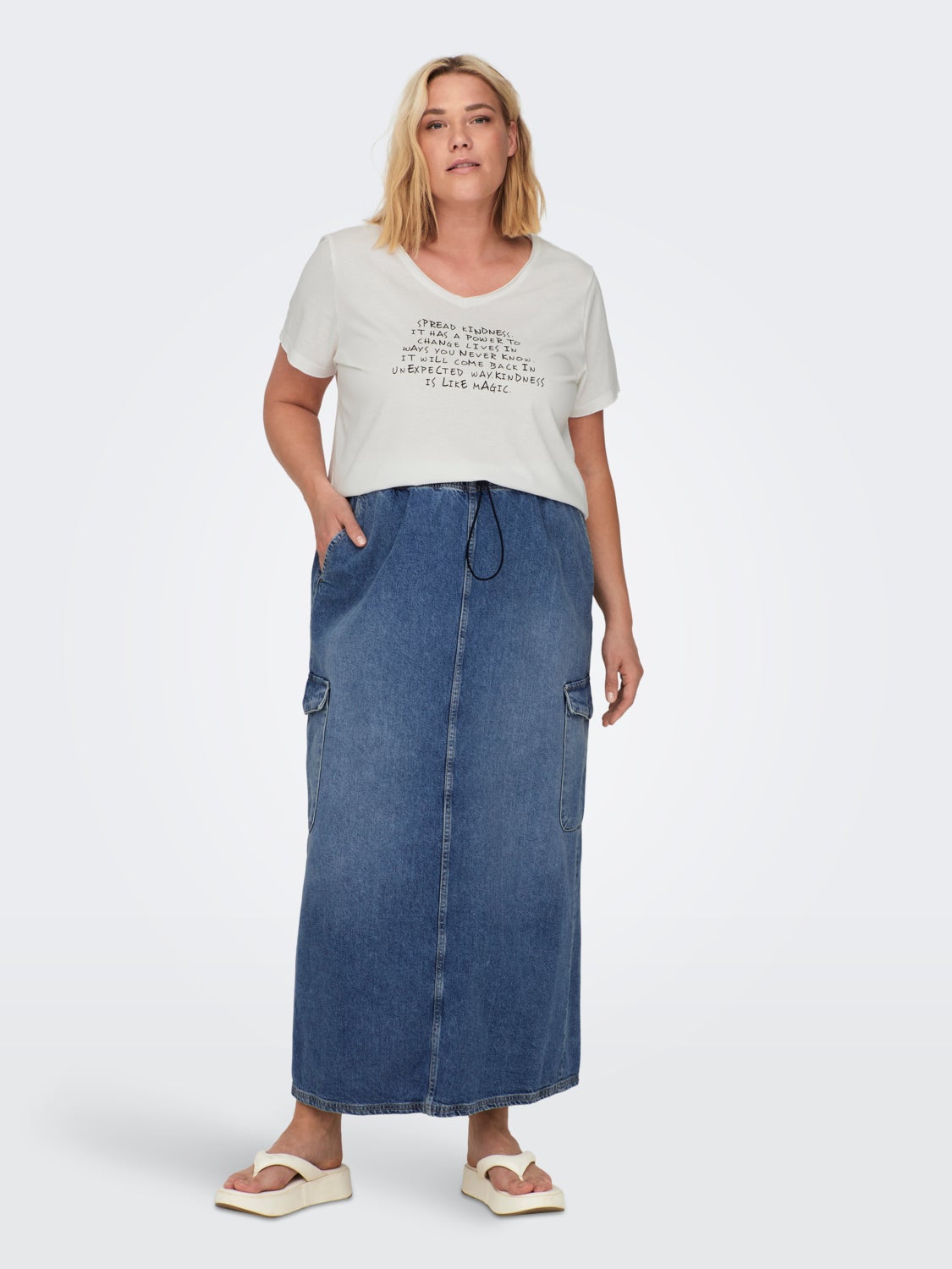 maxi Curvy cargo denim skirt