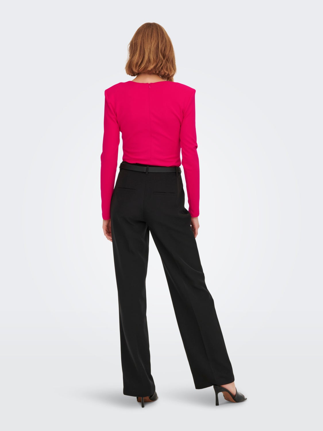 Long sleeved v-neck Bodysuit