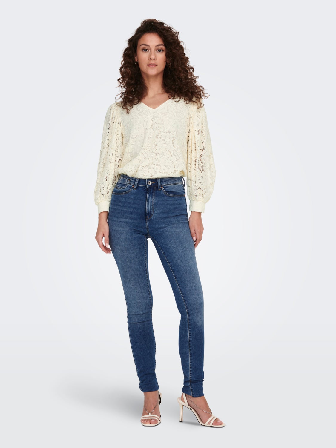 Regular Fit V-Neck Volume sleeves Top