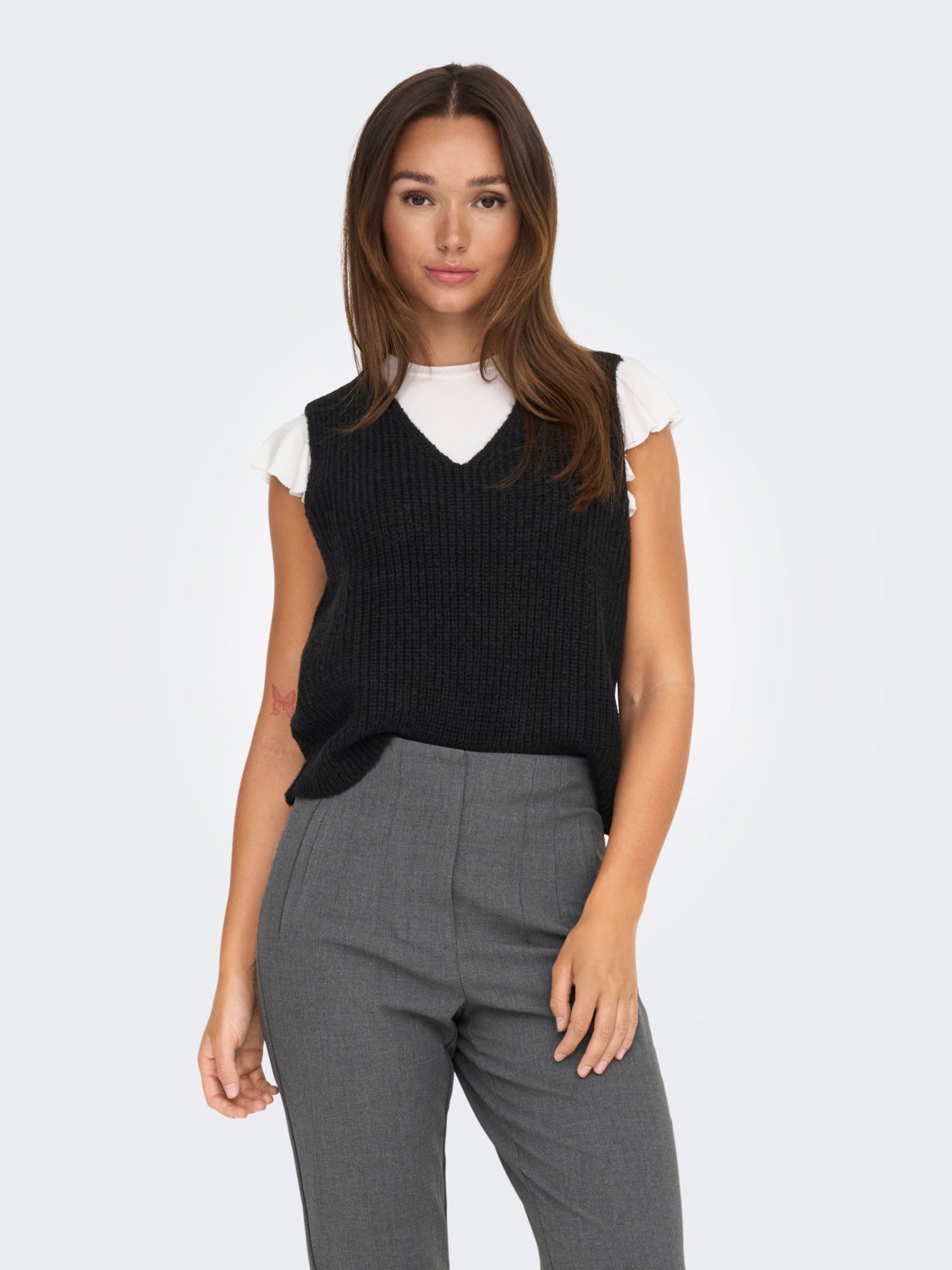 Knitted vest with v-neck