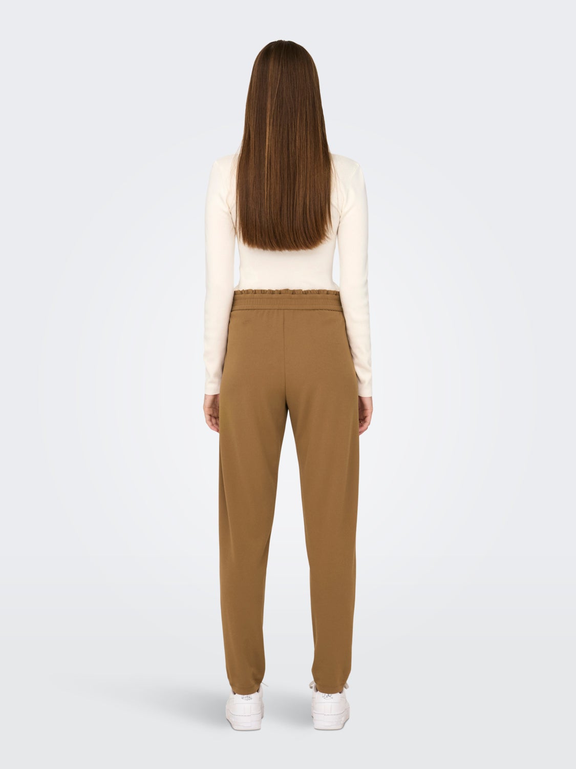 Pants with side pockets