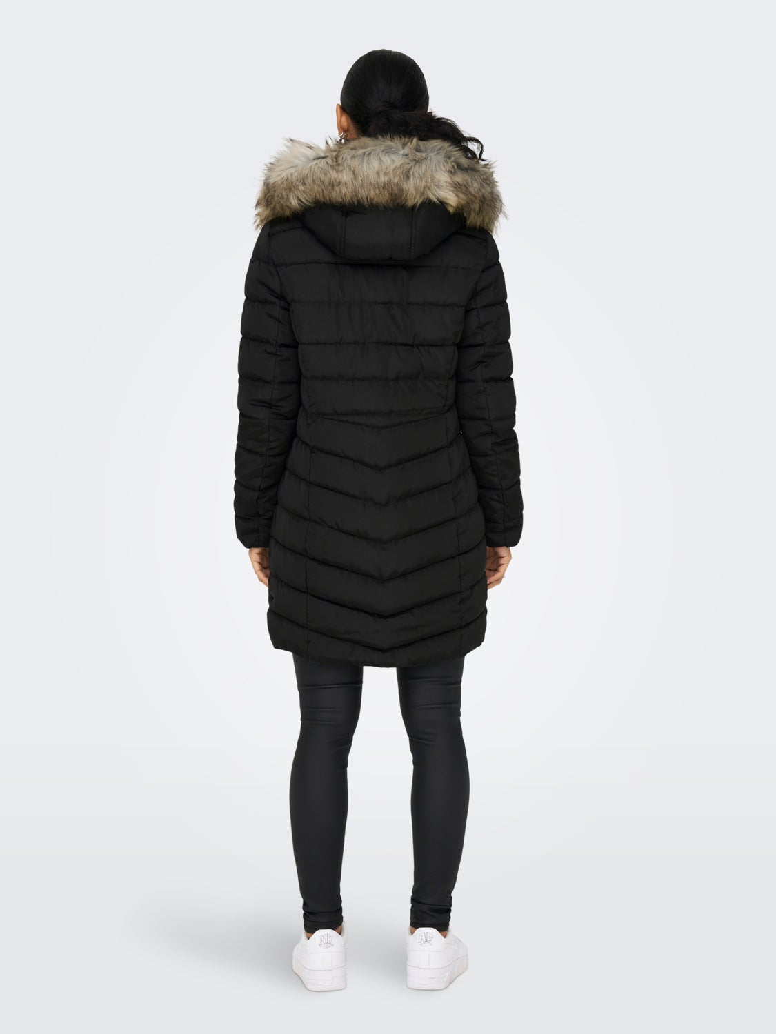 Hooded puffer jacket
