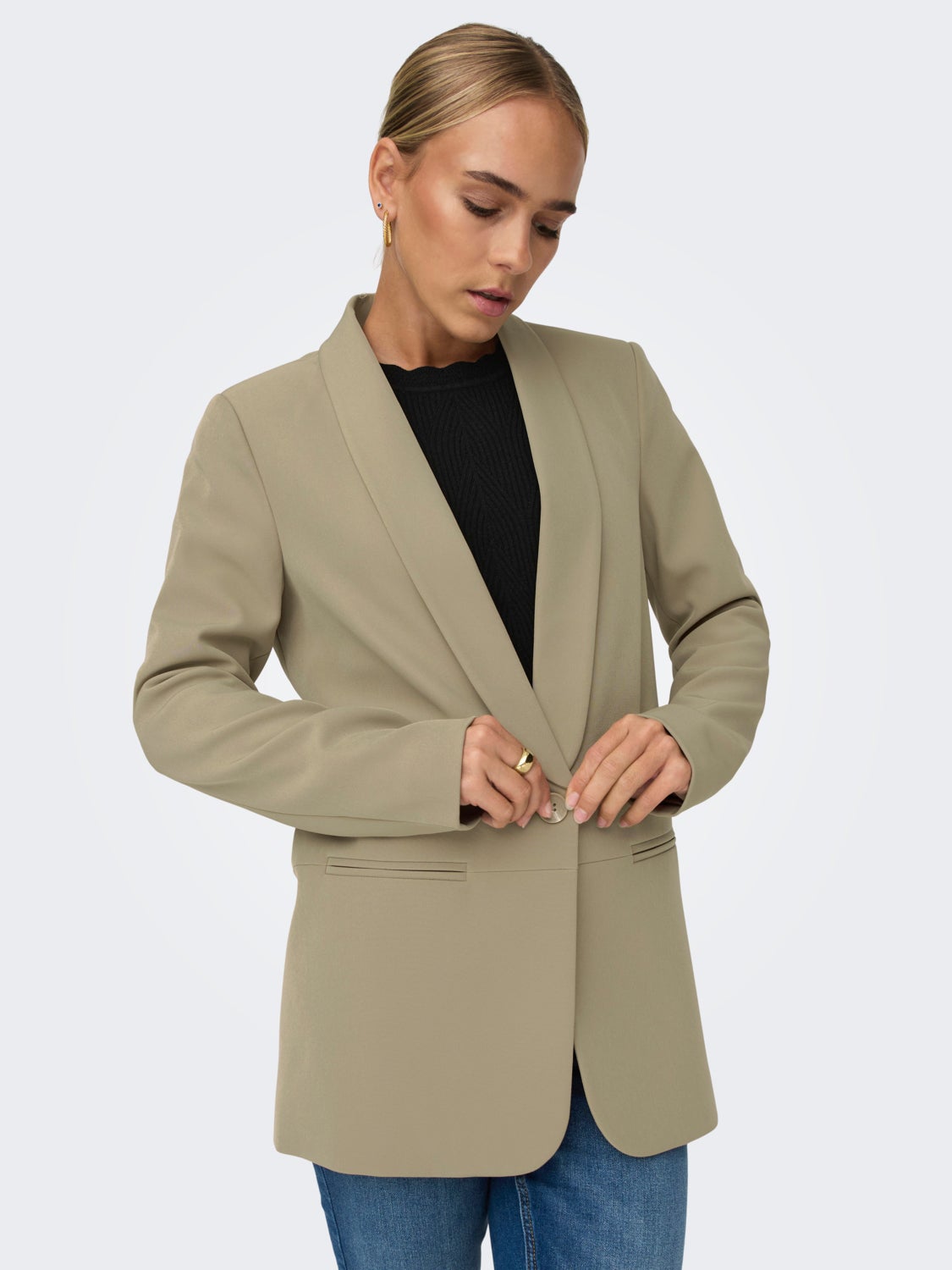 Classic box fit blazer