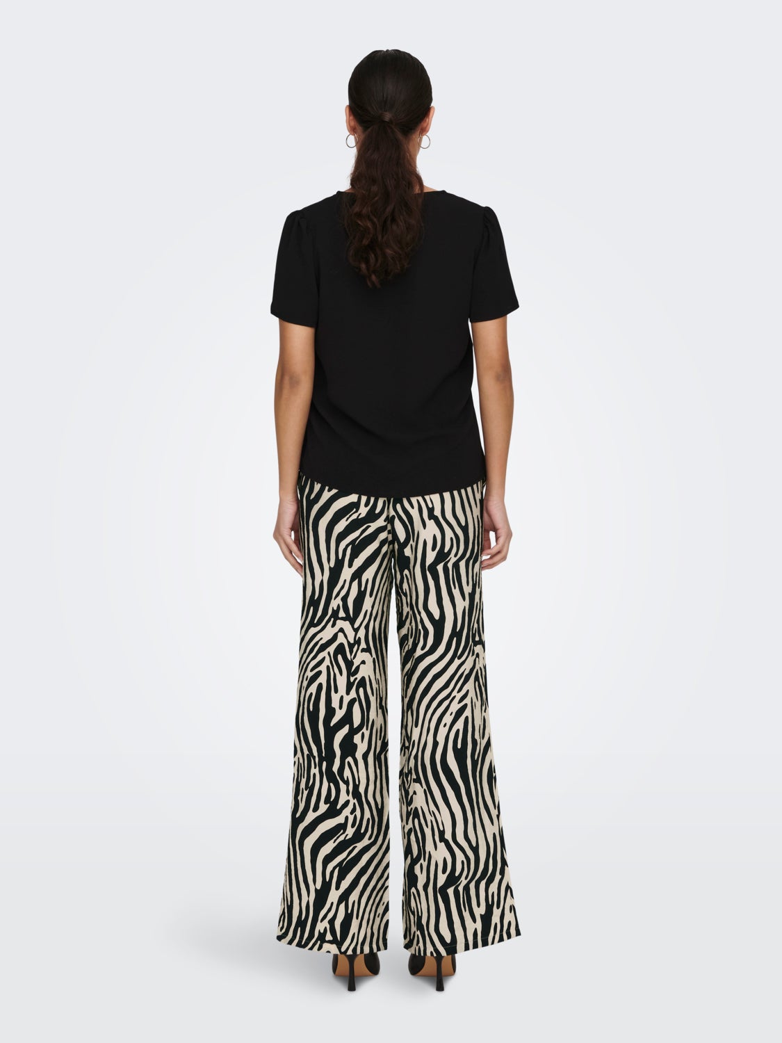 Regular Fit V-Neck Top