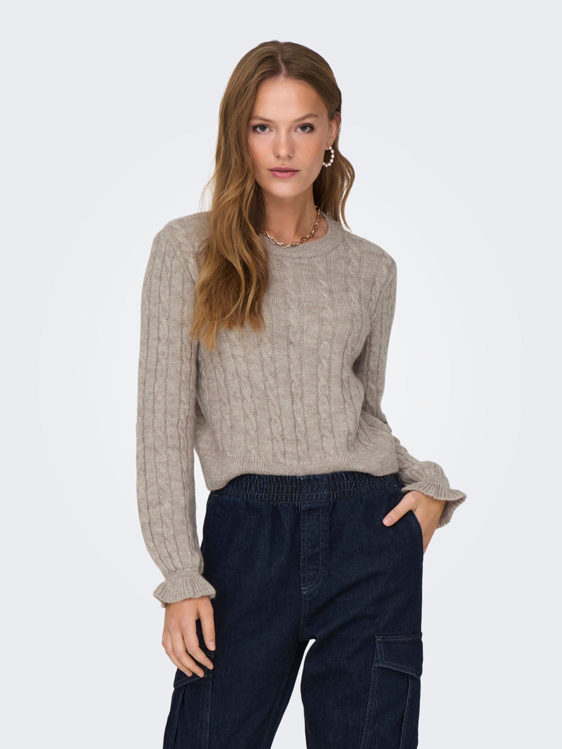 O-neck knitted pullover