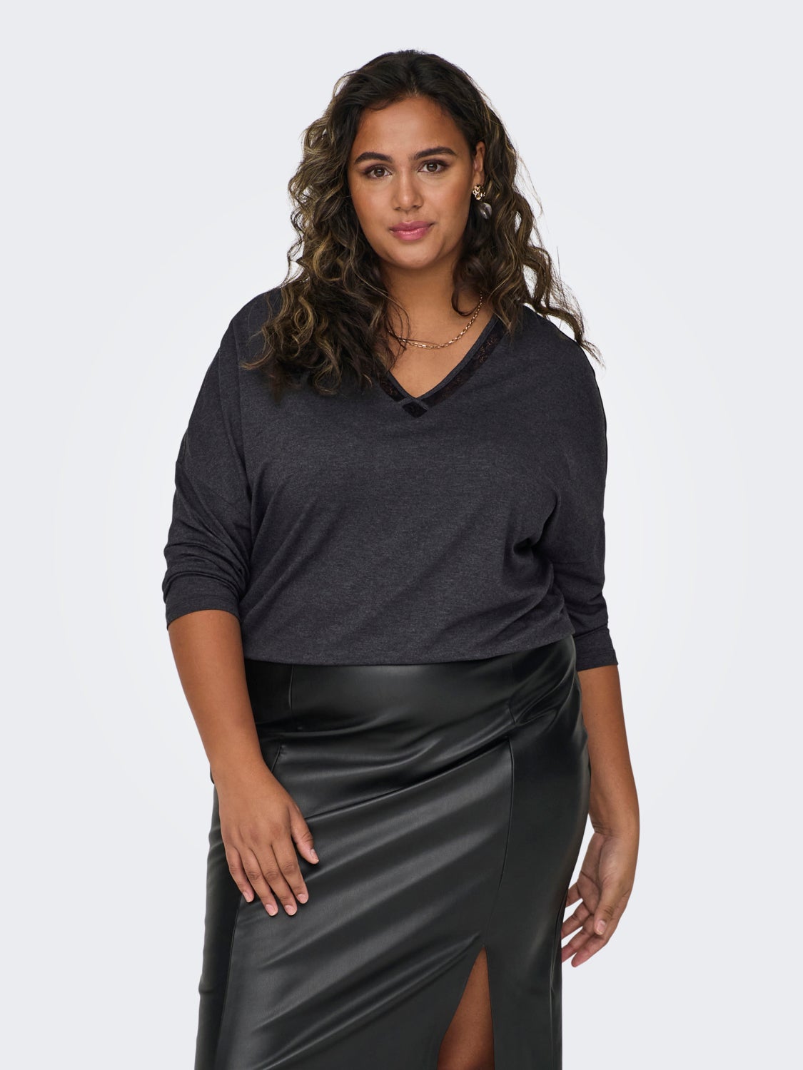 Curvy v-neck top