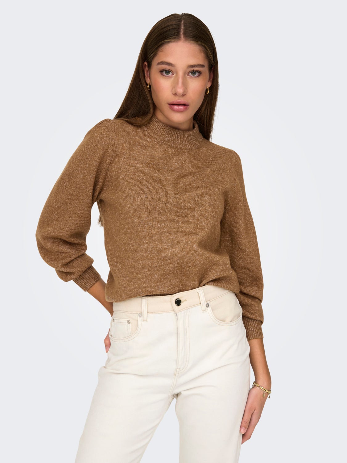 High neck knitted pullover