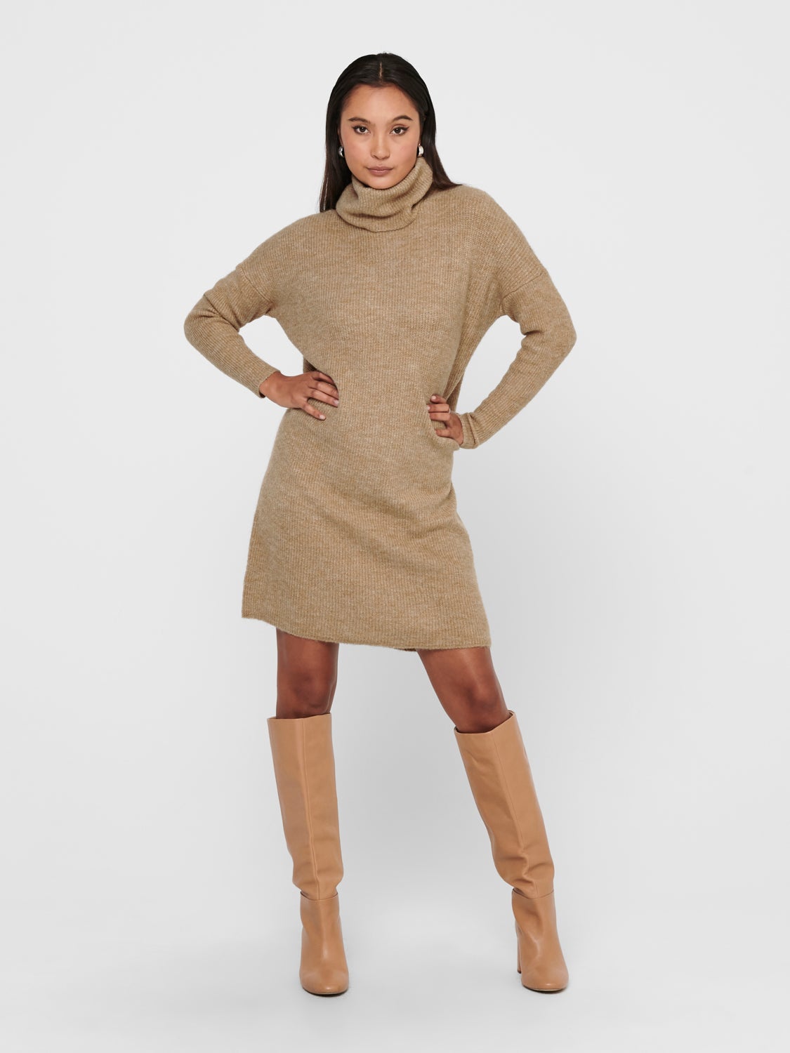 Long sleeved Knitted Dress