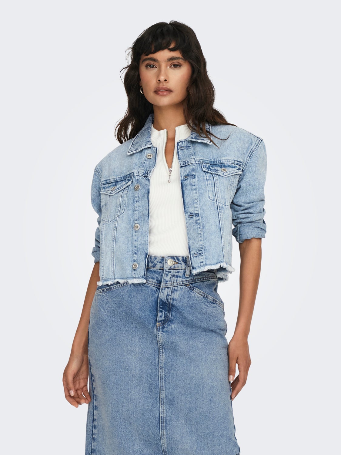 Cropped denim jacket
