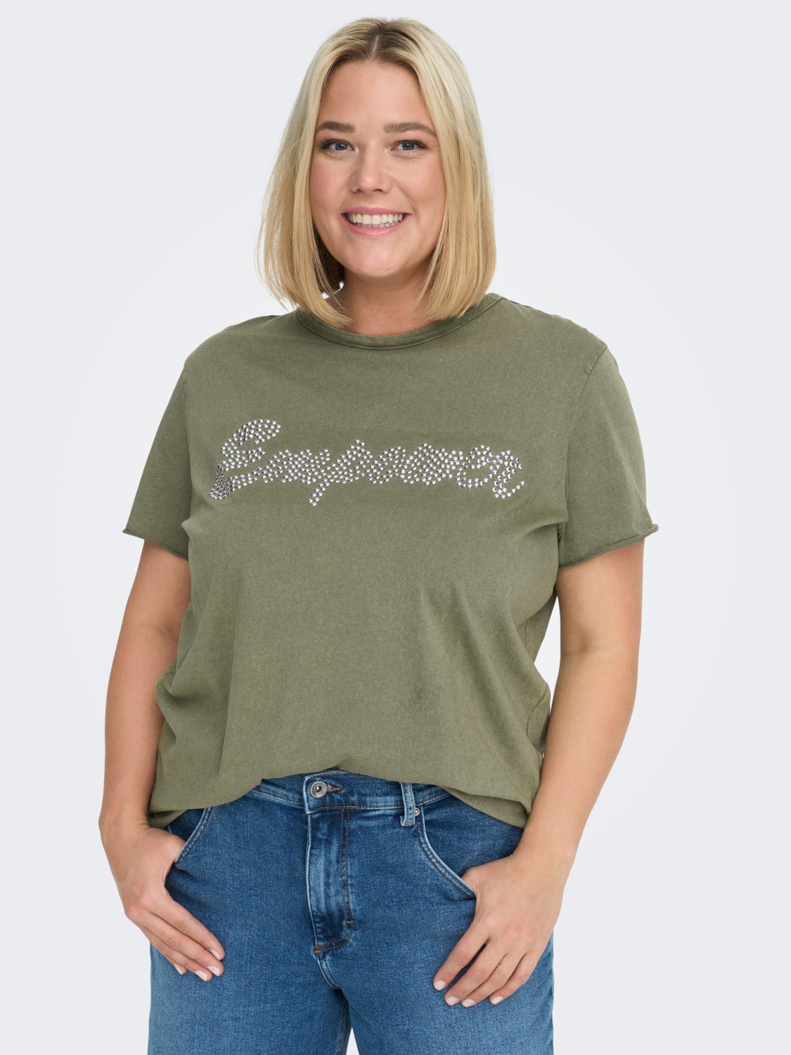 Curvy detailed t-shirt