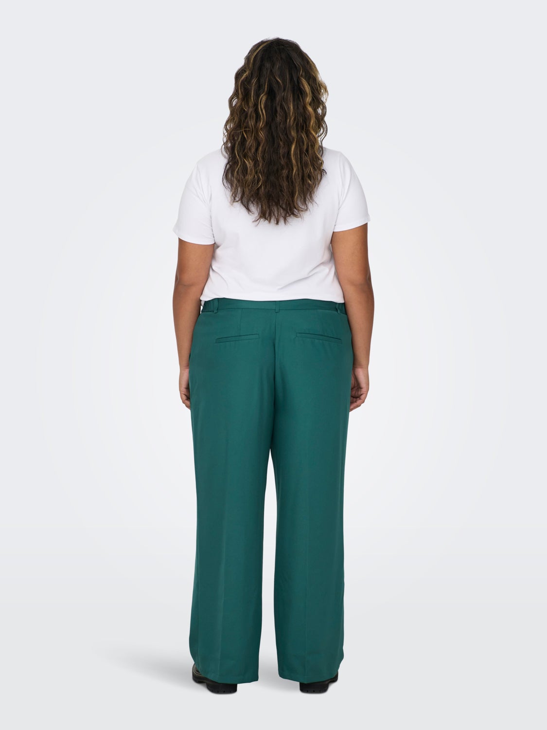 Curvy pants with high waist