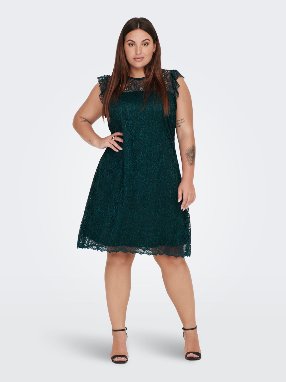 Curvy lace detail dress