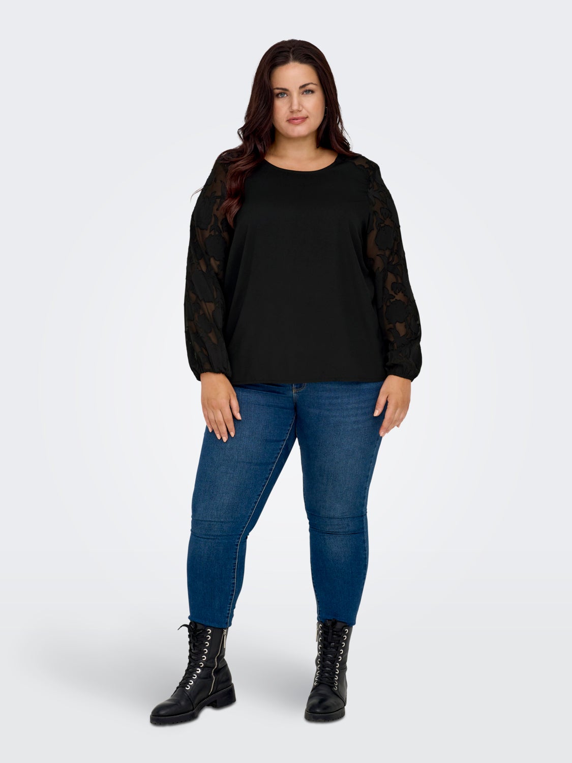 Curvy o-neck top