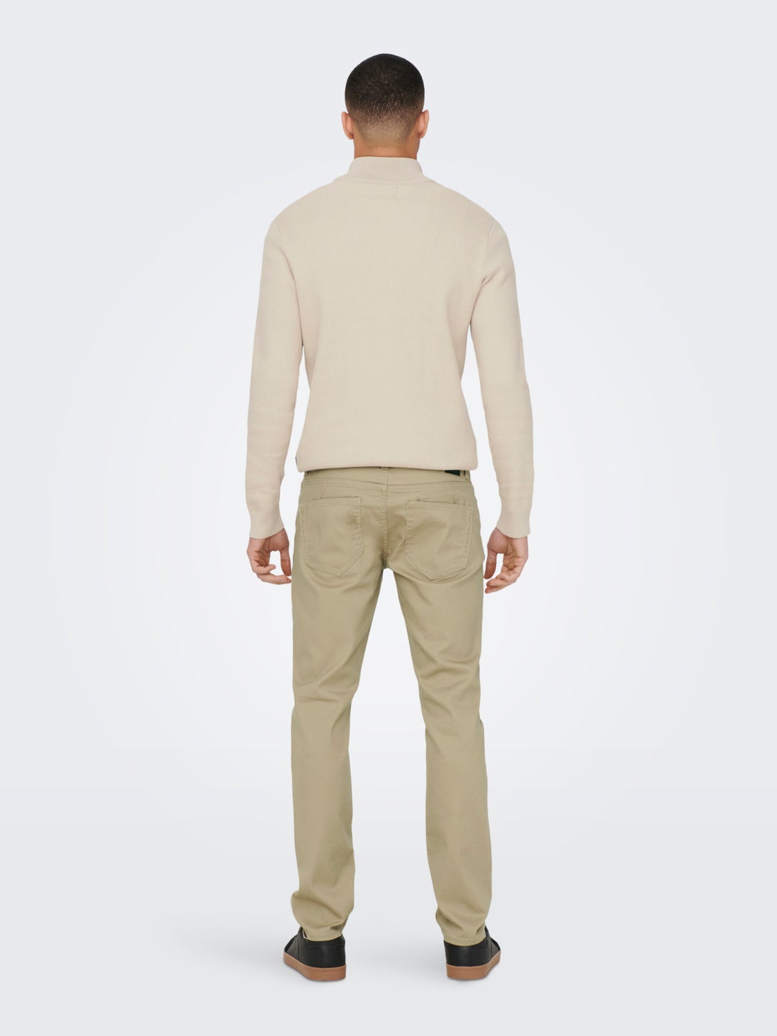 Slim fit pants