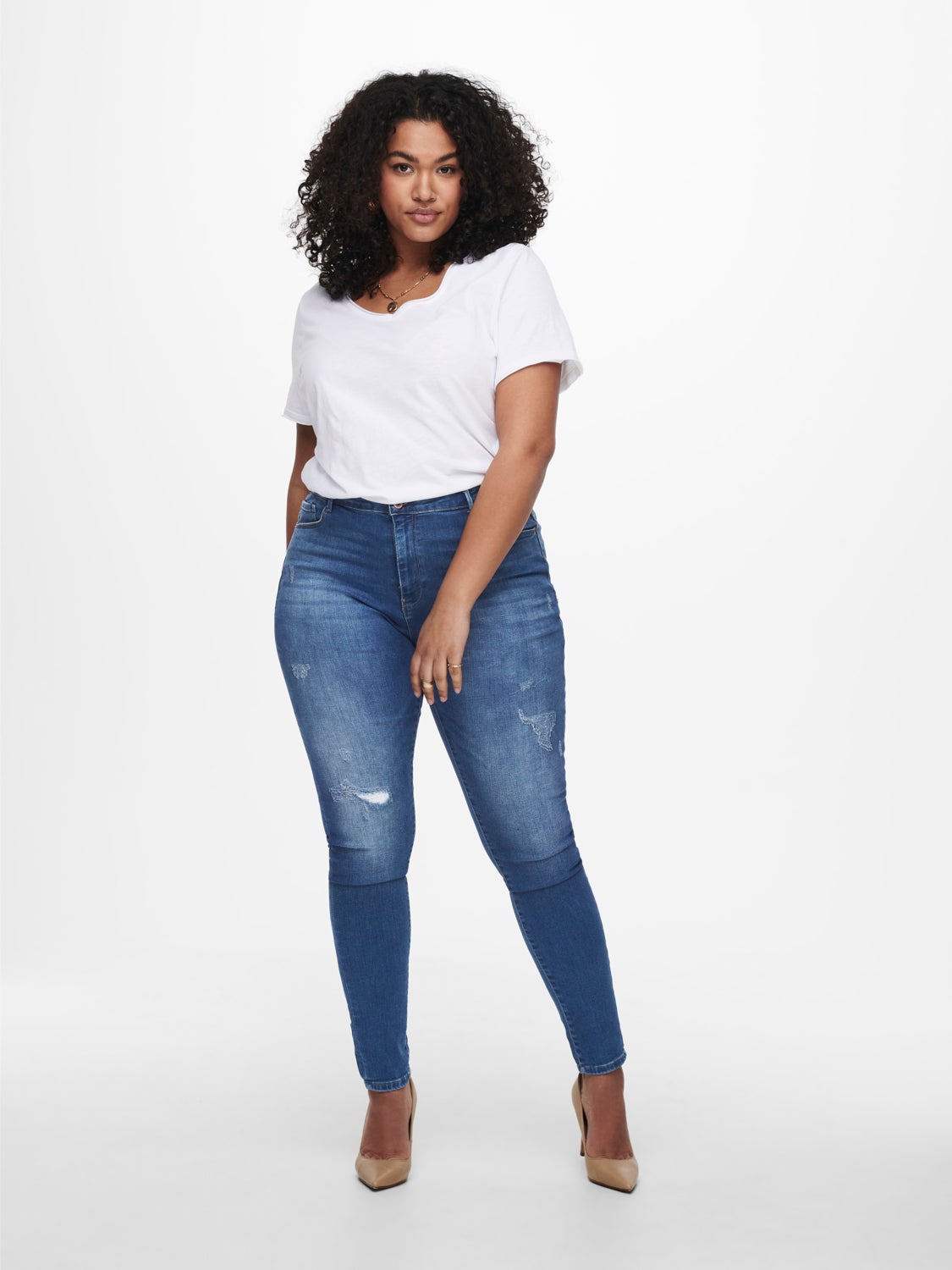 Curvy carlaola life hw destroyed Skinny fit jeans