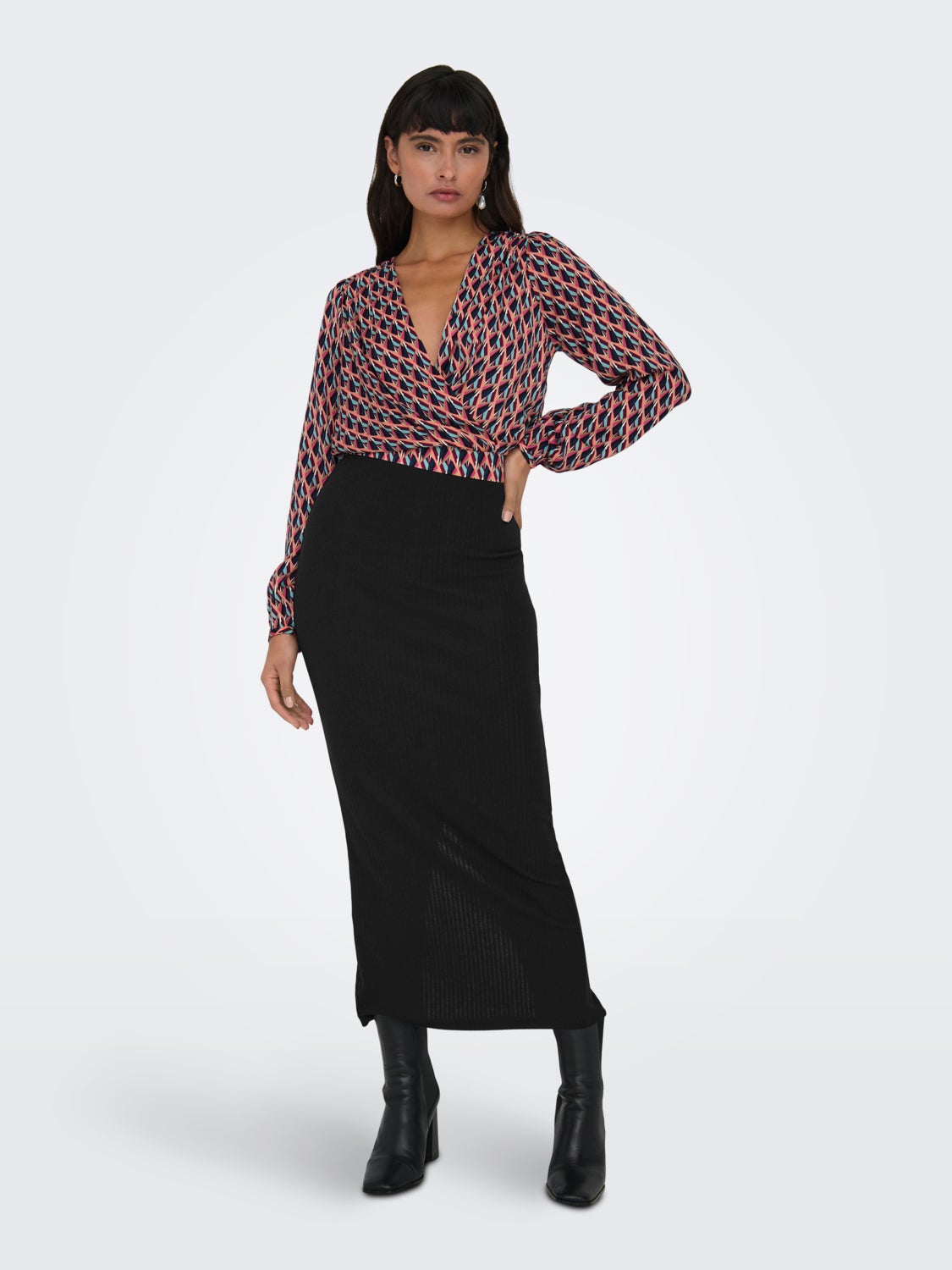 Midi skirt with slice