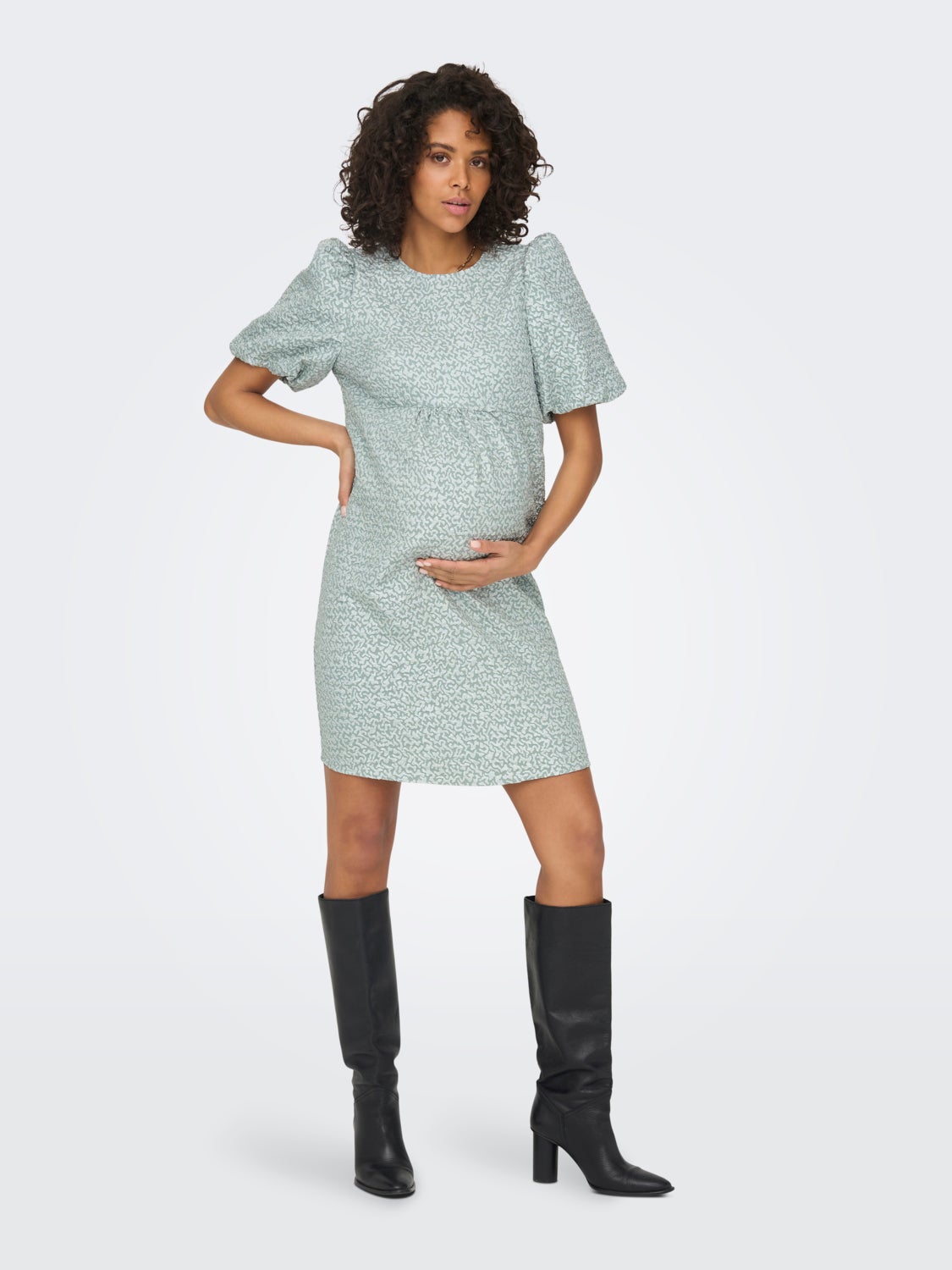 Mama puff sleeve dress