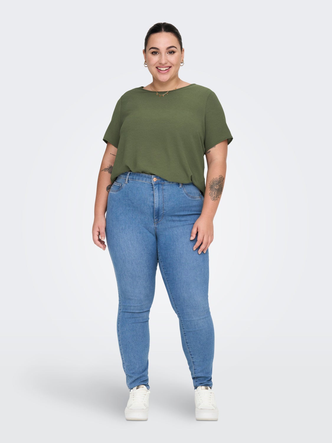 Curvy short sleeve Top