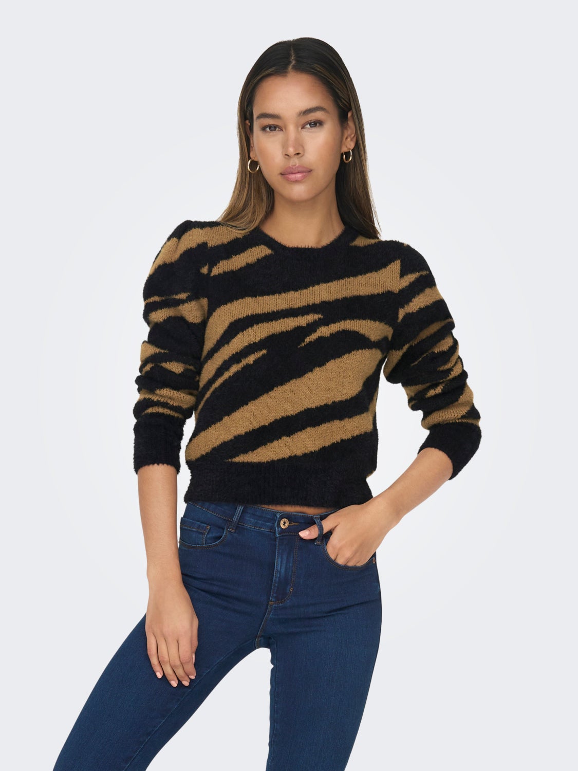 Long sleeve knitted pullover