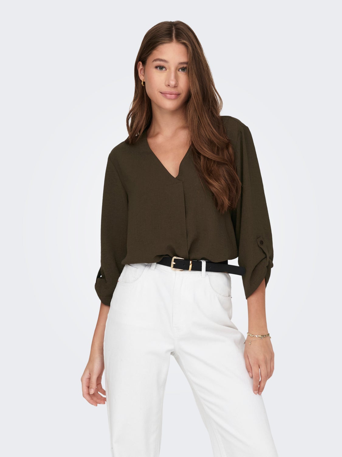 Solid colored 3/4 sleeved top