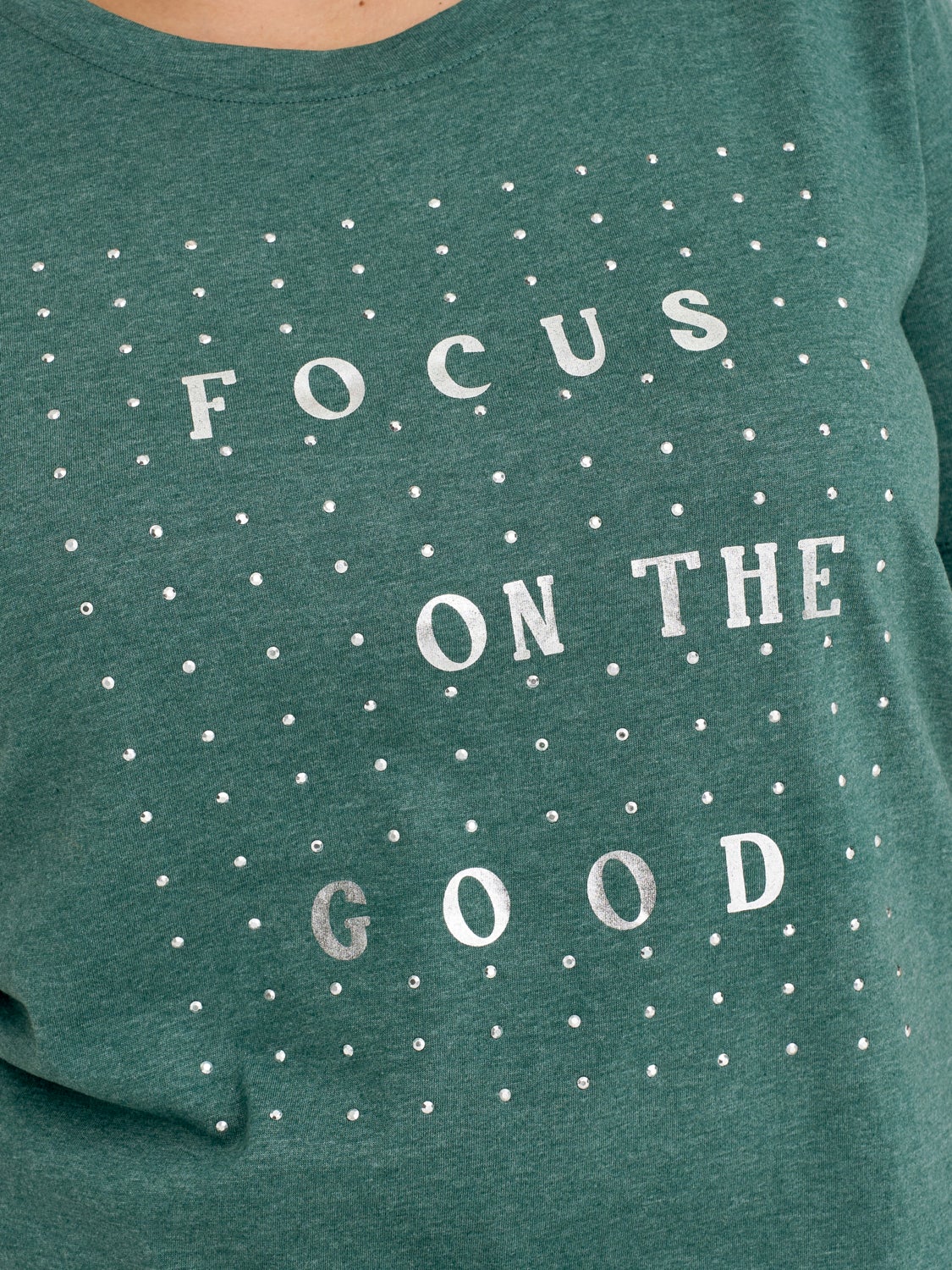 curvy o-neck t-shirt