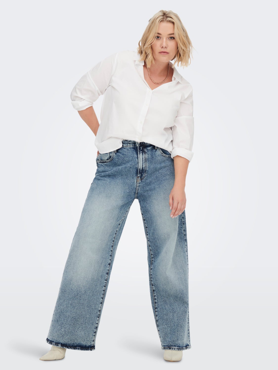 Curvy CARLope stretchy extra high waisted jeans