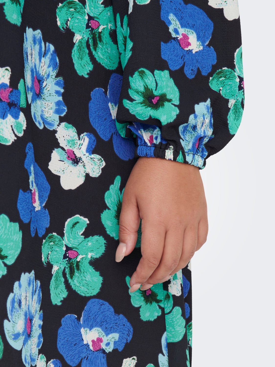 Curvy Printed Long Sleeved dress