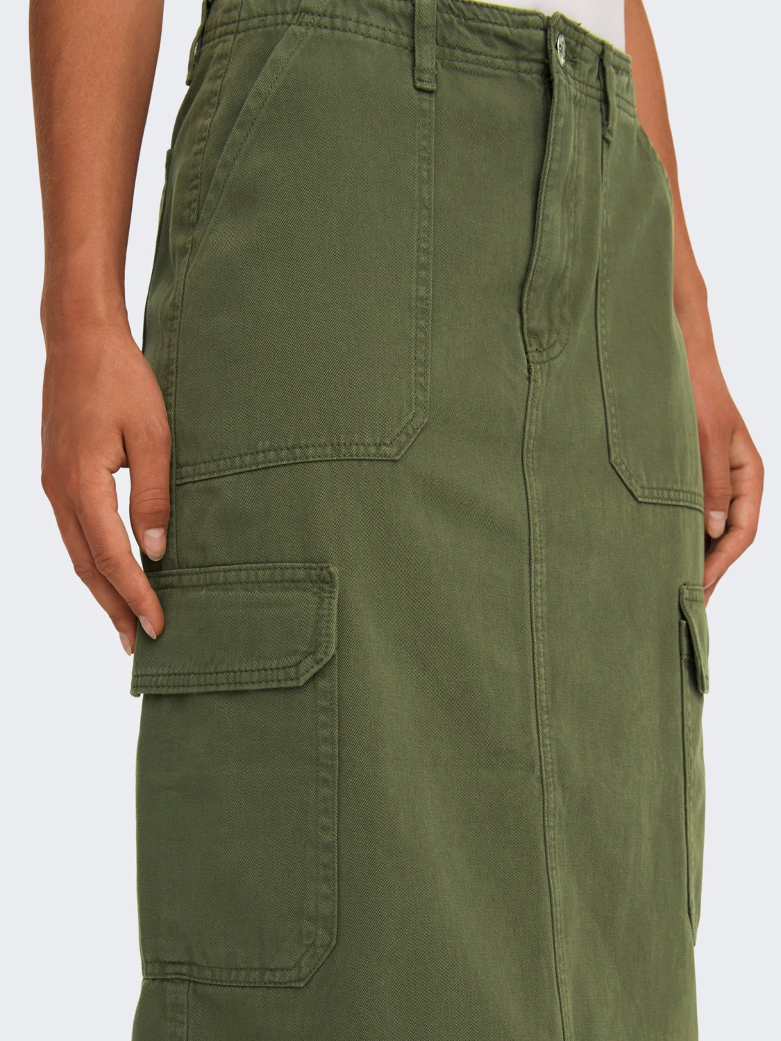 Midi cargo skirt