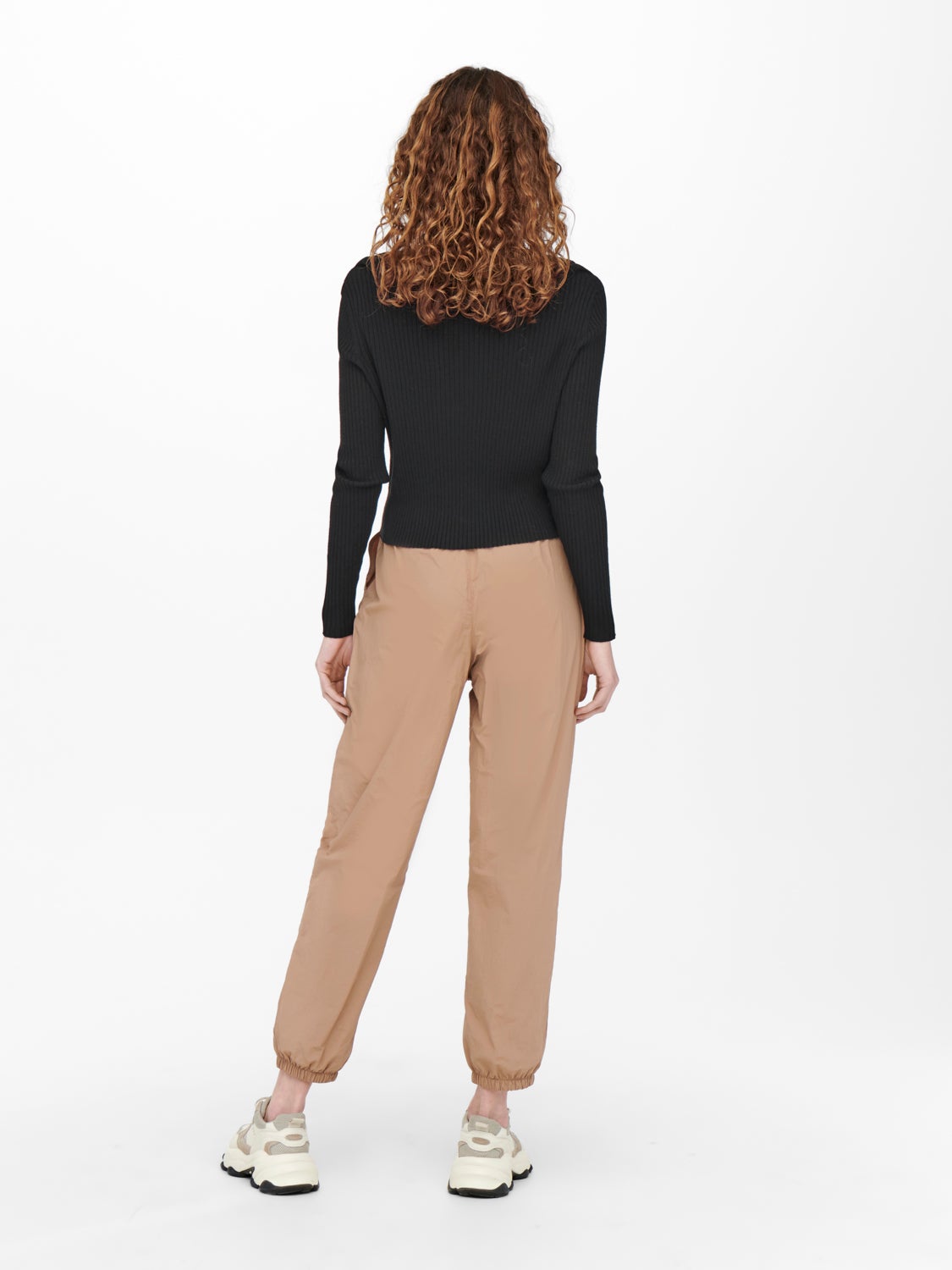 Fitted V-neck Knitted Cardigan