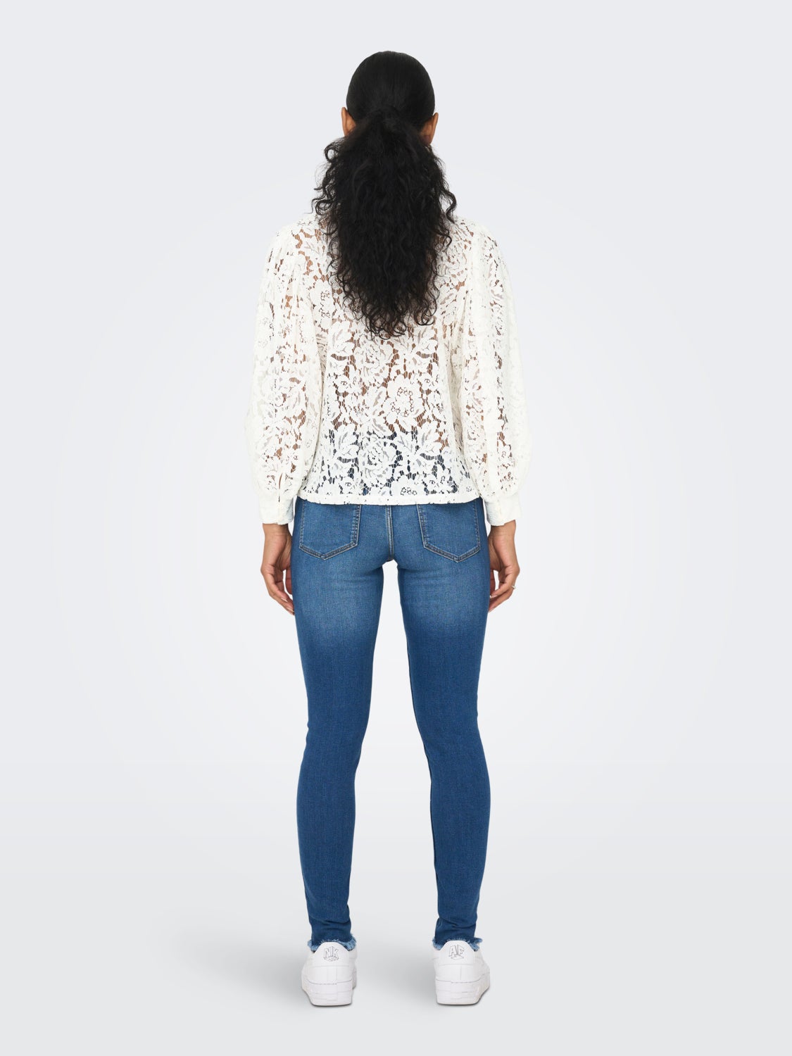 Lace top with balloon sleeves