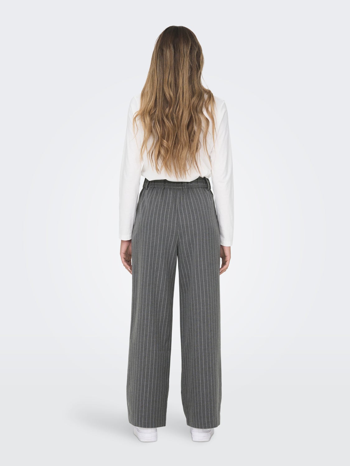 Wide trousers with stripes