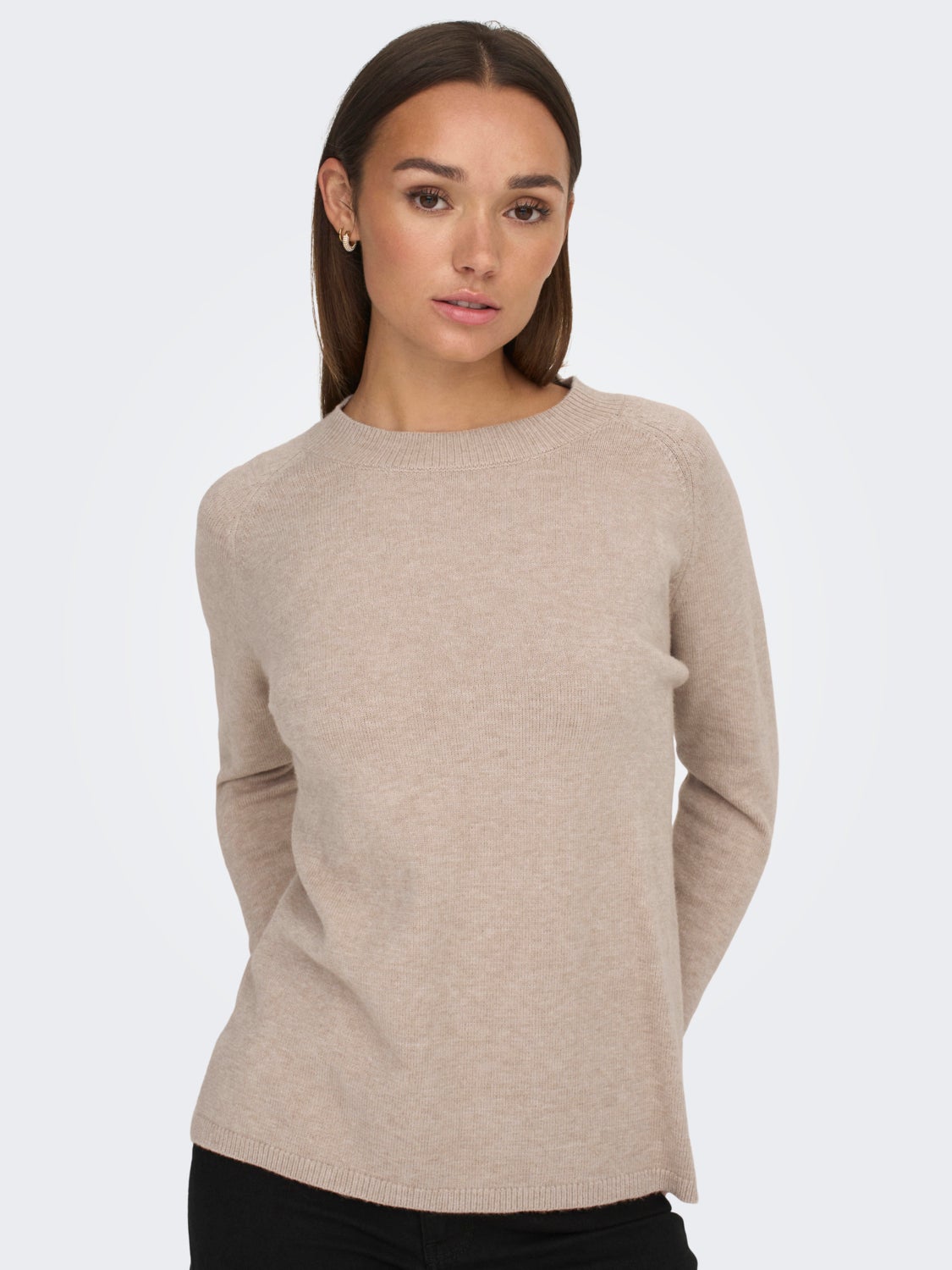 o-neck shirt with long sleeves