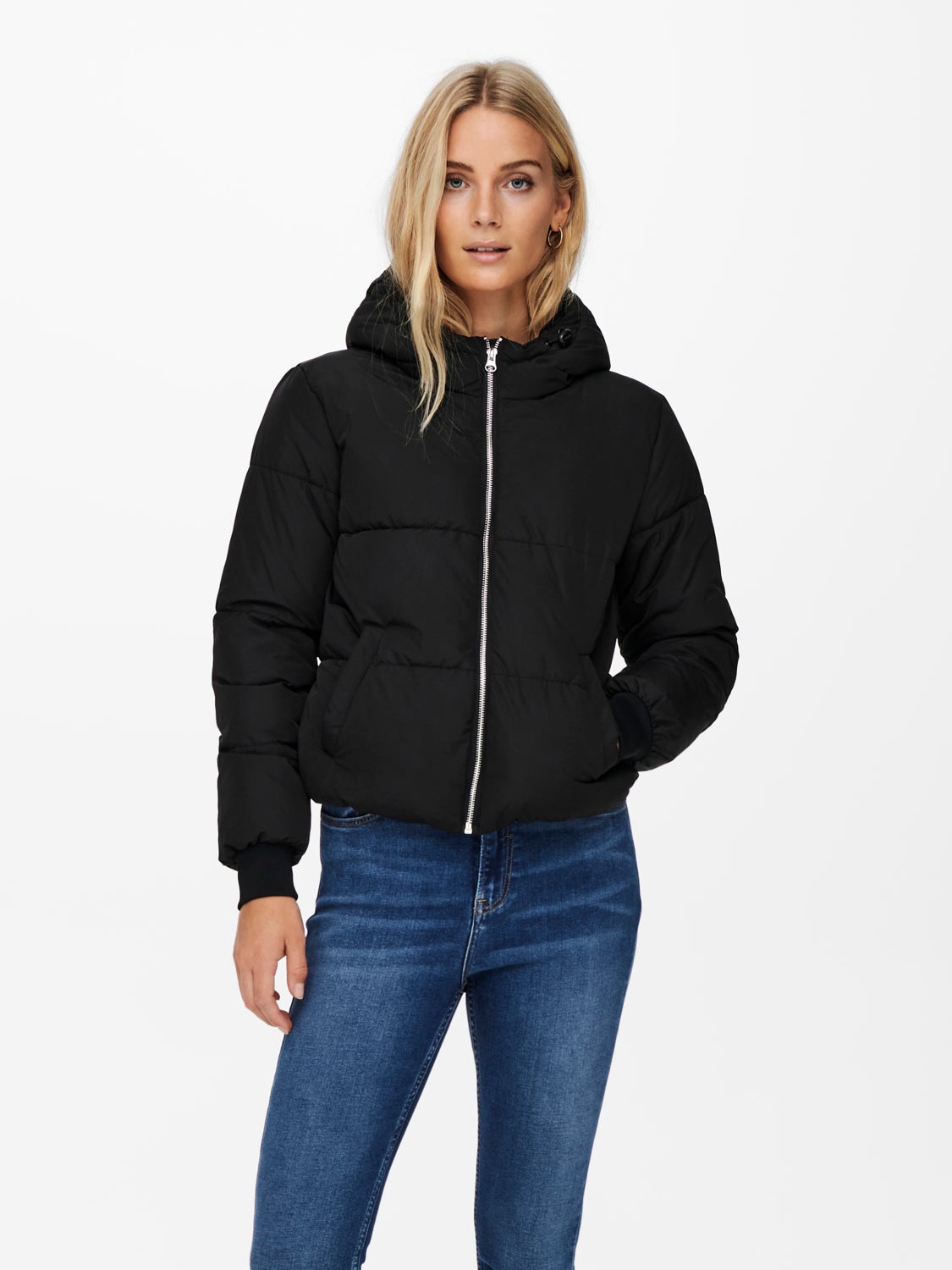 Short hooded Jacket
