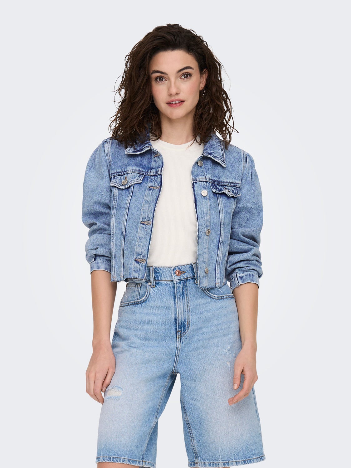 Cropped puff sleeve denim jacket