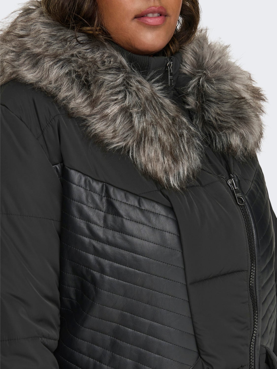 Curvy quiltet jacket