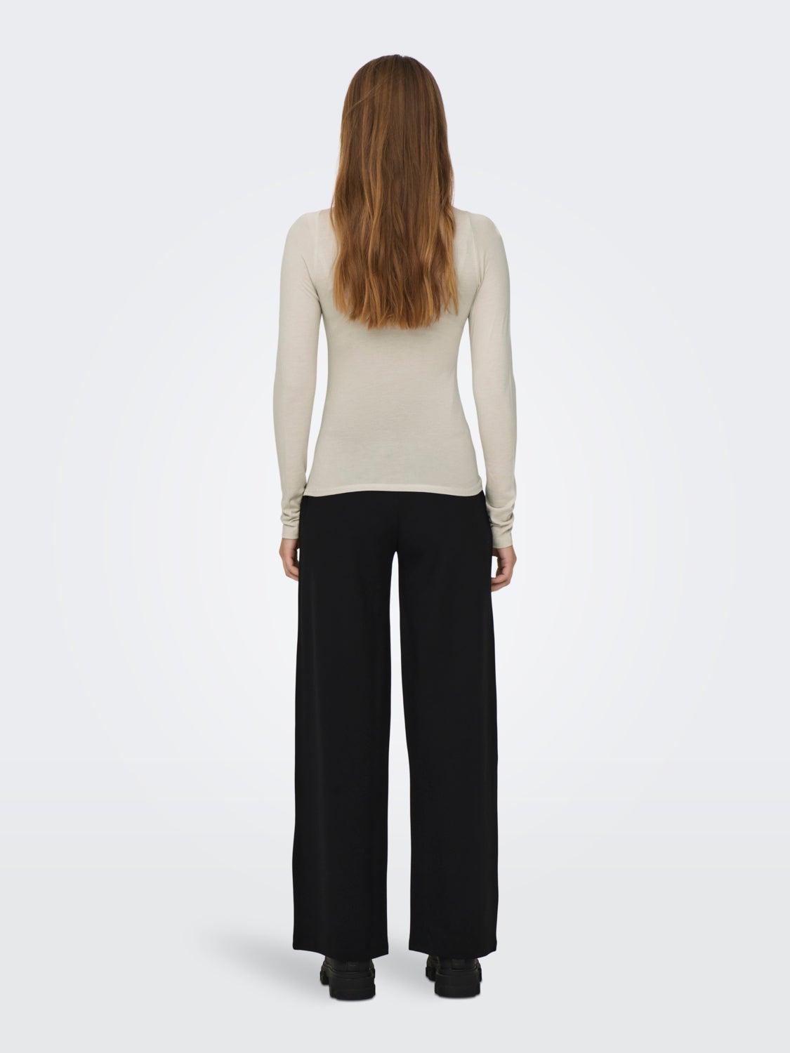 Basic top with roll neck