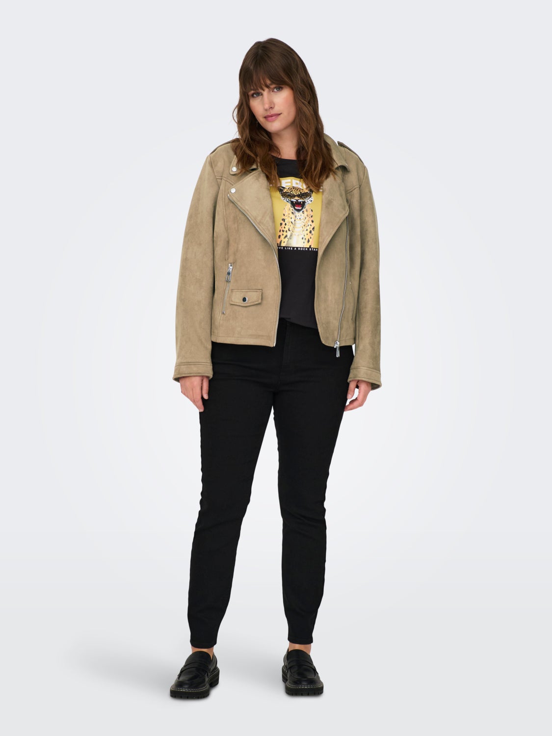 Curvy faux leather jacket