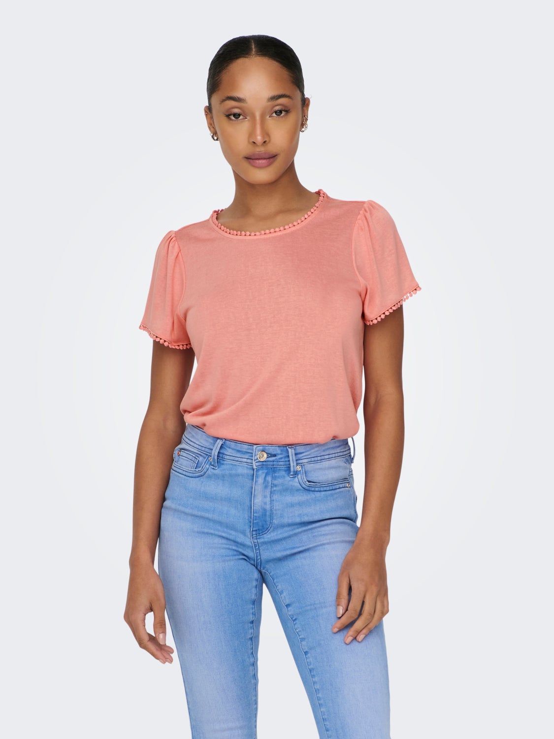 Regular fit o-neck top