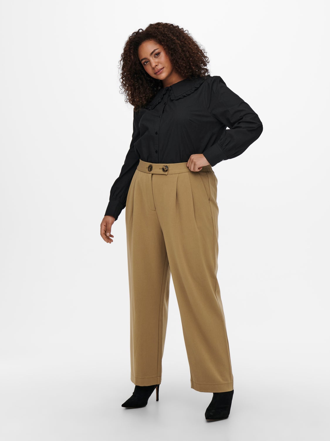 Curvy collar detail Shirt