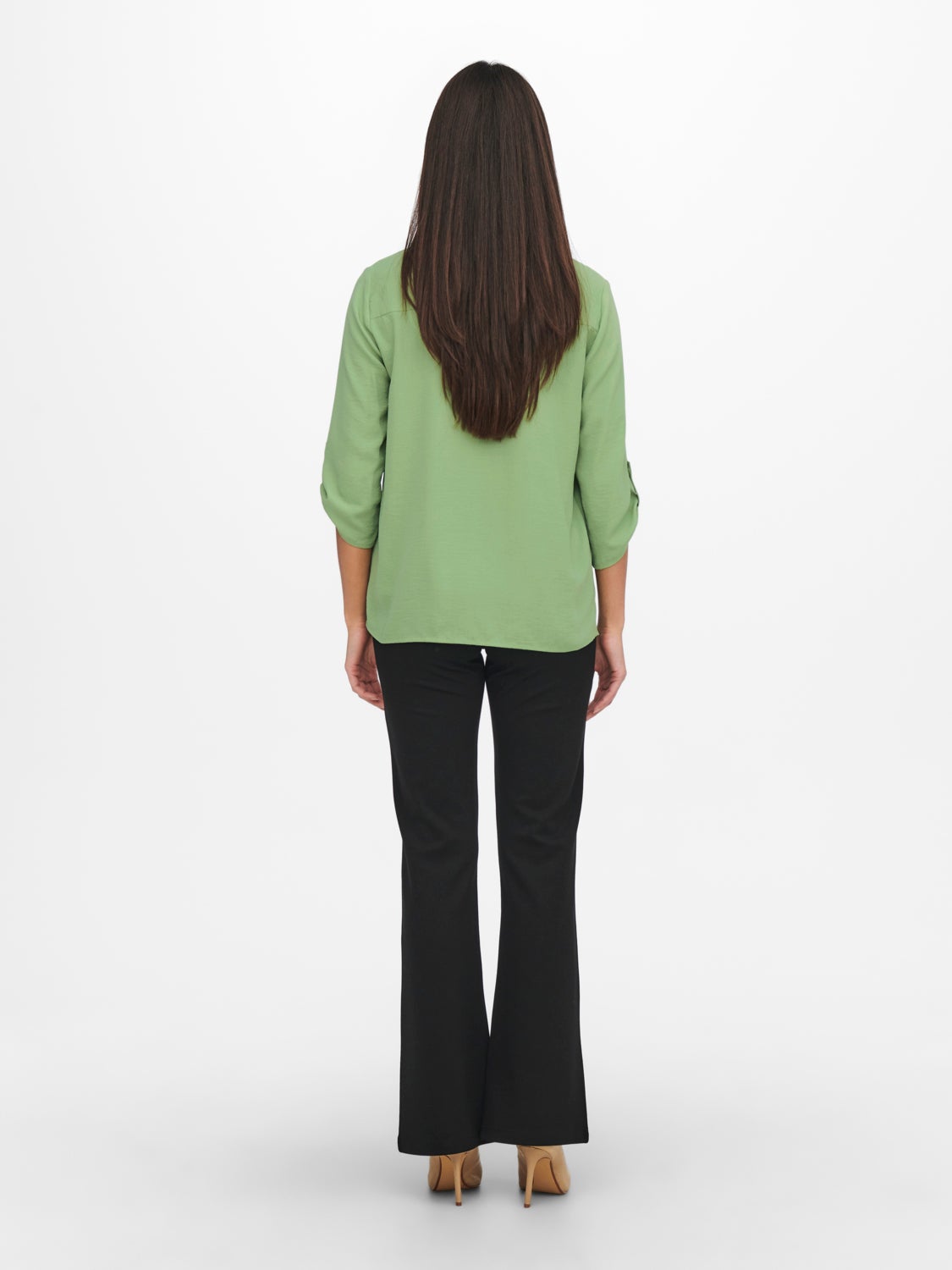 Solid colored 3/4 sleeved top